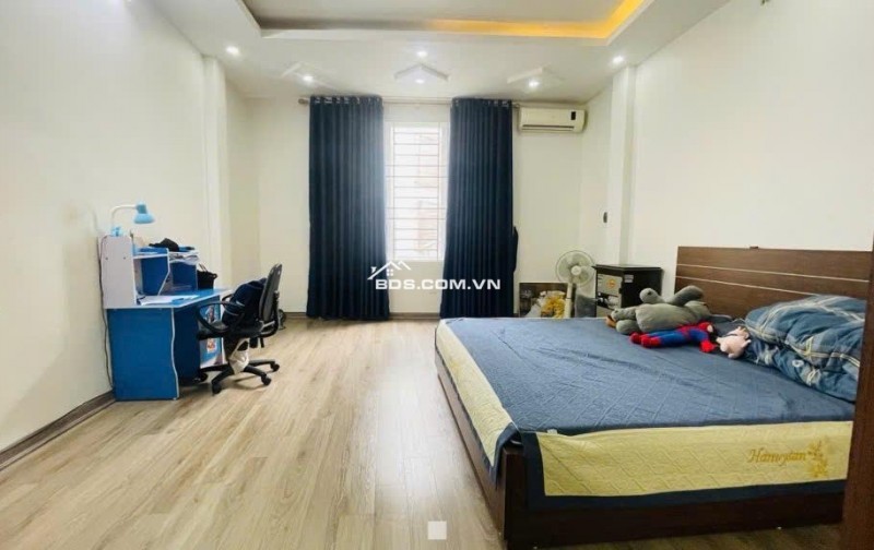 Bán Nhà XÃ ĐÀN, 34m², 5 Tầng, Vài Bước Ra Phố, Full Nội Thất, Nhà Mới Đẹp, Chỉ 6.3 Tỷ